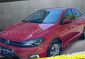 VW Polo 108.676 km 9.945 &euro; Bielefeld 33647