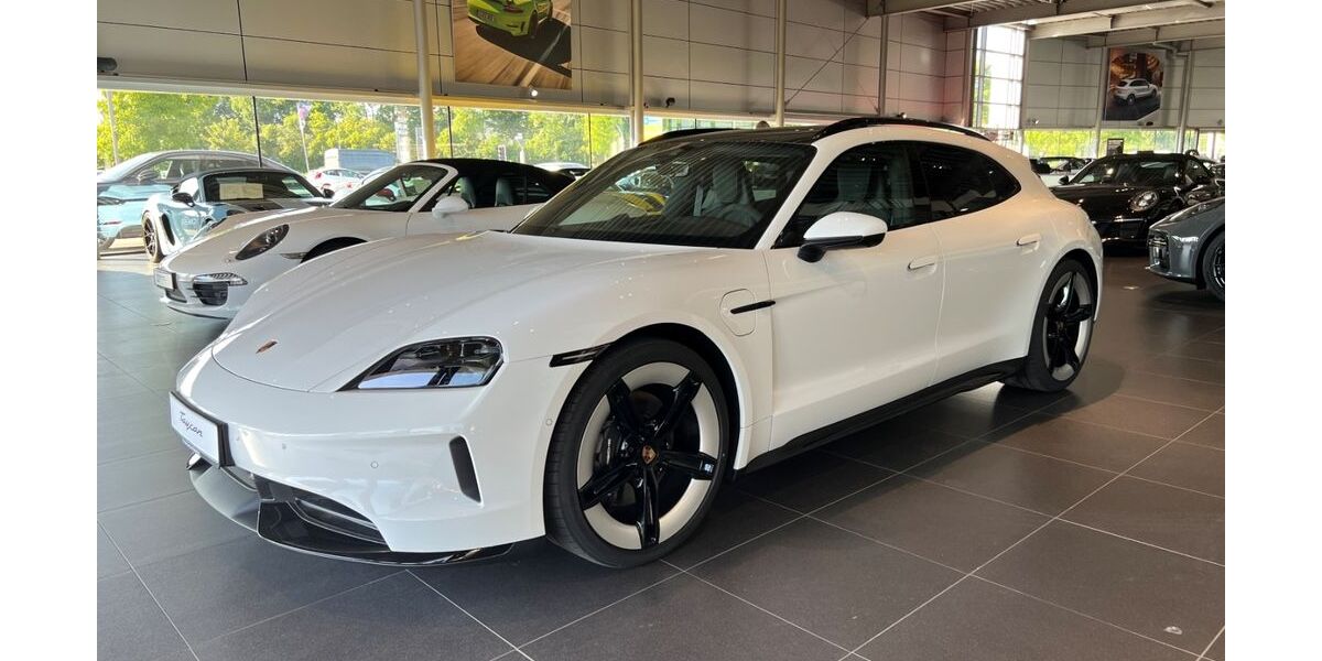 Porsche Taycan 11.900 km 99.800 &euro; Bielefeld 33719
