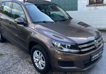 VW Tiguan 134.500 km 10.450 &euro; Bielefeld 33617