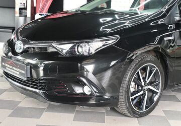 Toyota Auris 95.250 km 13.999 &euro; Bünde 32257