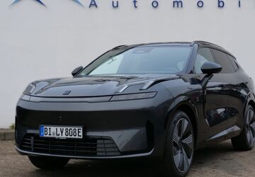 Lynk & Co 08 17.800 km 45.999 &euro; Bielefeld 33647
