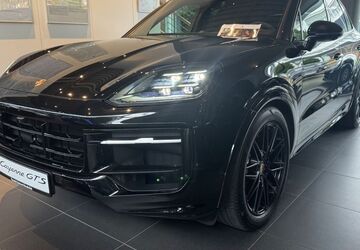 Porsche Cayenne 7.499 km 132.850 &euro; Bielefeld 33609