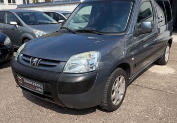 Peugeot Partner 160.000 km 3.990 &euro; Lage 32791