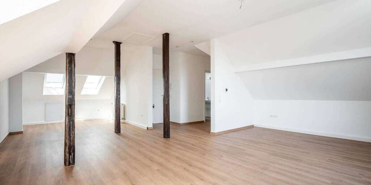 Etagenwohnung Bielefeld - 3 Zimmer, 85 m&sup2;, 850&euro; | Angebot:27131445