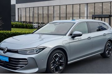 VW Passat Variant 6.050 km 58.490 &euro; Bielefeld 33689