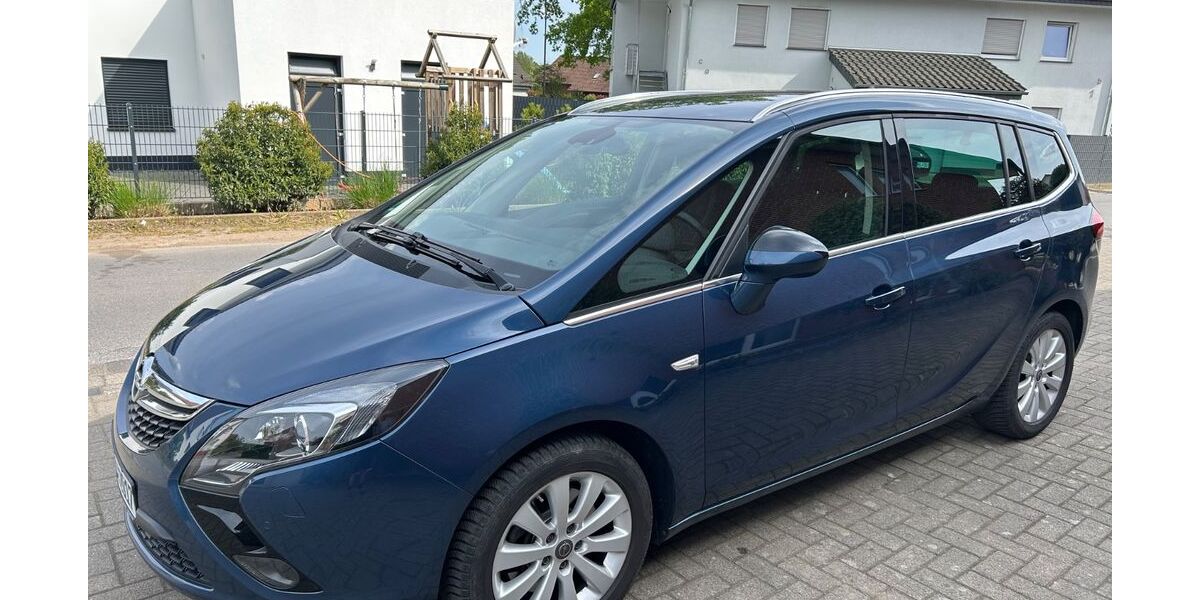 Opel Zafira Tourer 132.000 km 11.000 &euro; Bad Oeynhausen 32549