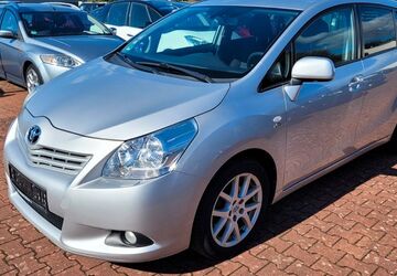 Toyota Verso 169.297 km 7.690 &euro; Halle (Westfalen) 33790