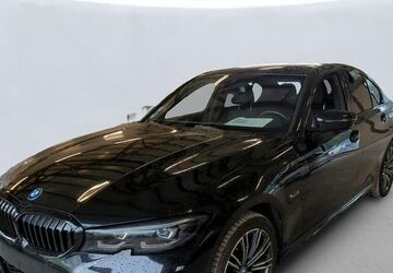 BMW 330 82.245 km 32.900 &euro; Bad Salzuflen 32108