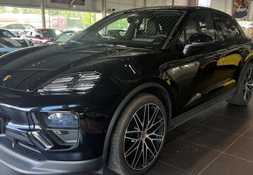 Porsche Macan 8.795 km 89.900 &euro; Bielefeld 33719