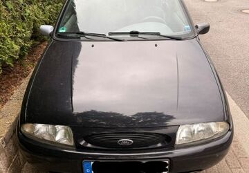Ford Fiesta 134.851 km 750 &euro; Löhne 32584