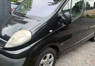 Opel Vivaro 267.000 km 11.900 &euro; Bielefeld 33659