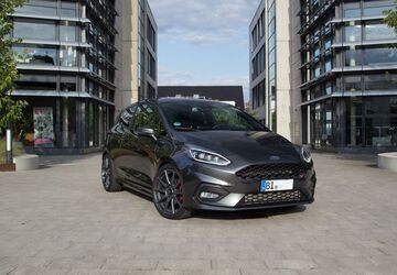Ford Fiesta 42.500 km 24.000 &euro; Bielefeld 33602
