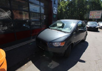 Mitsubishi Colt 139.200 km 2.750 &euro; Schloß Holte 33758