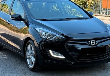 Hyundai i30 150.000 km 7.990 &euro; Bielefeld 33647