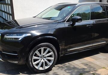 Volvo XC90 260.000 km 18.200 &euro; Bielefeld 33611