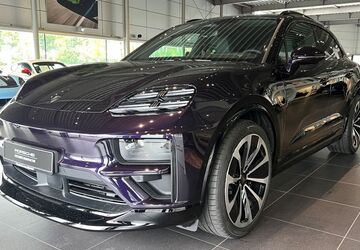 Porsche Macan 8.900 km 139.800 &euro; Bielefeld 33719