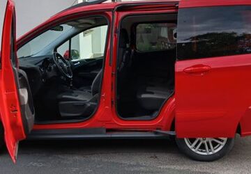 Ford Tourneo Courier 70.700 km 13.000 &euro; Detmold 32760