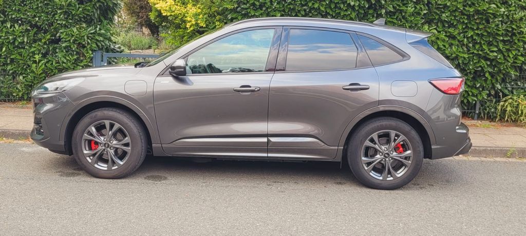 Ford Kuga 126.500 km 19.999 &euro; Bielefeld-Senne 33659