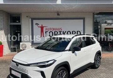 Toyota Corolla Cross 9.980 km 34.490 &euro; Bielefeld 33689