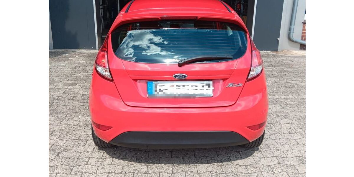 Ford Fiesta 143.569 km 4.800 &euro; Melle 49324