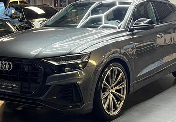 Audi Q8 157.500 km 47.699 &euro; Bielefeld 33605