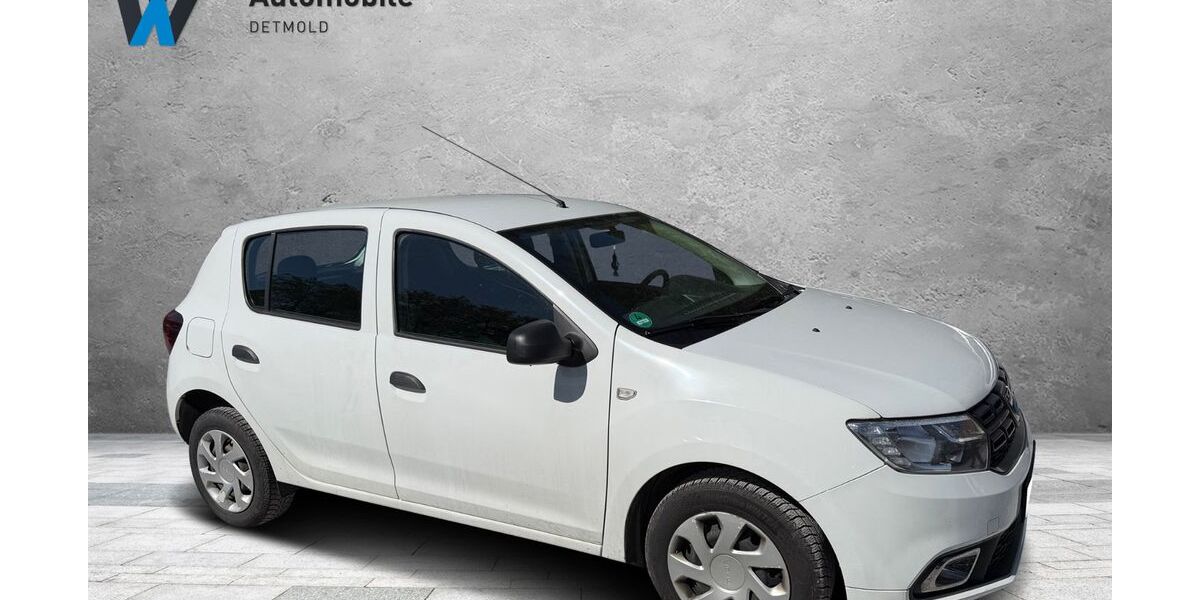 Dacia Sandero 75.000 km 5.499 &euro; Detmold 32758