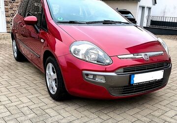 Fiat Punto Evo 118.000 km 2.900 &euro; Hüllhorst 32609
