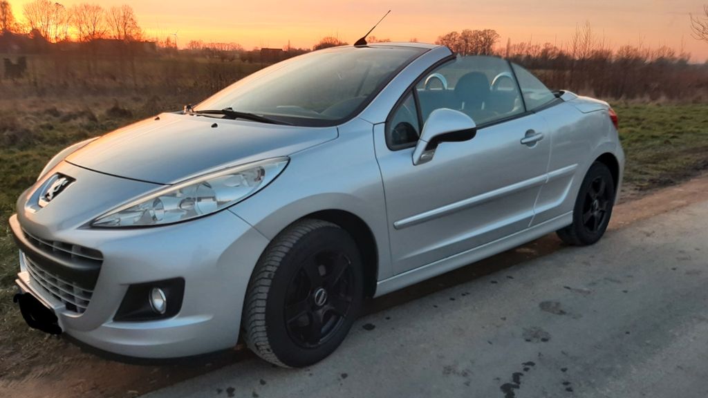 Peugeot 207 235.000 km 2.450 &euro; Enger 32130
